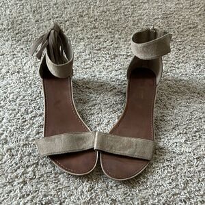 Rack and Candy suede tan sandals